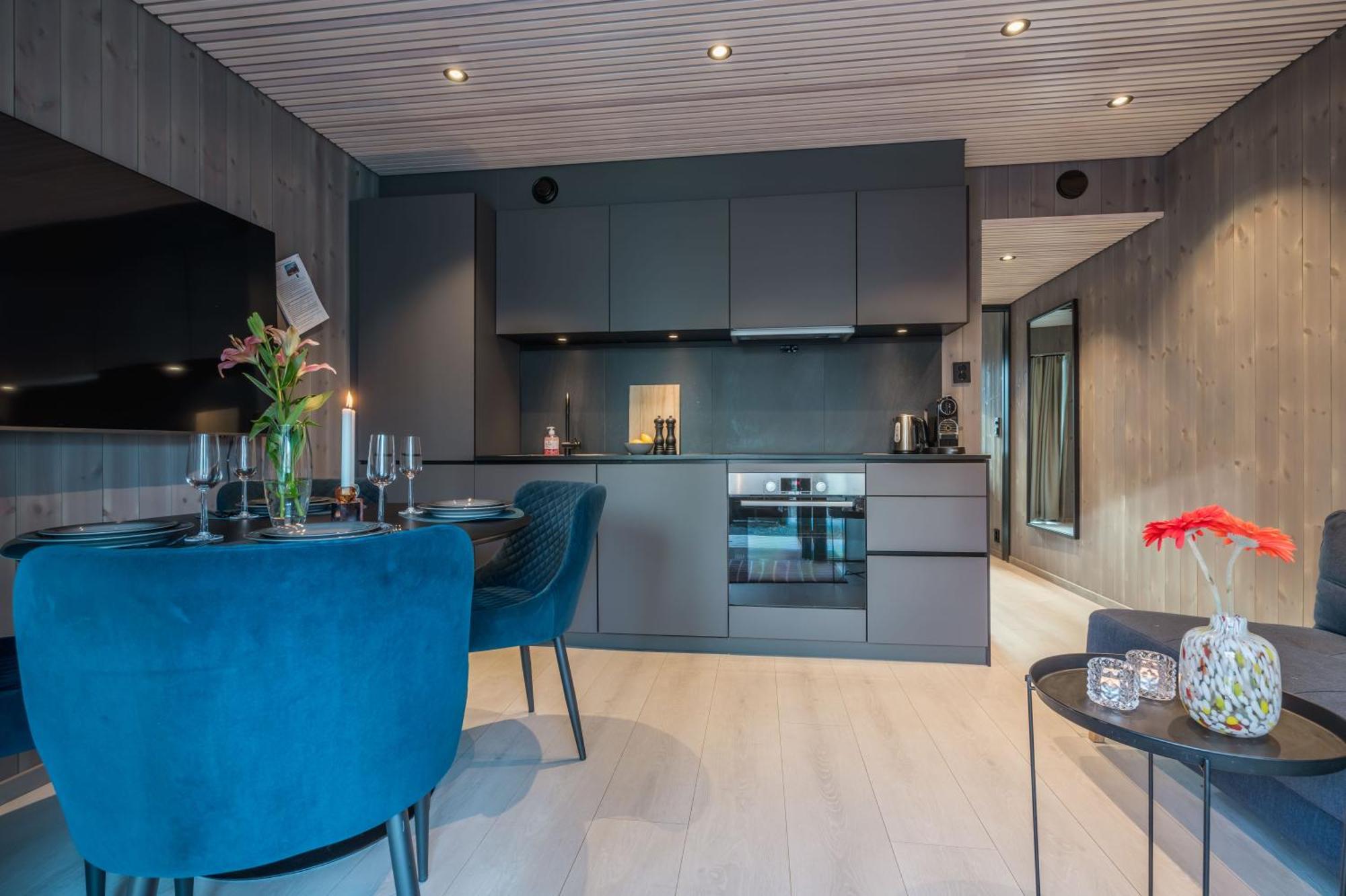 New And Modern Apartment In Henningsvaer Ngoại thất bức ảnh